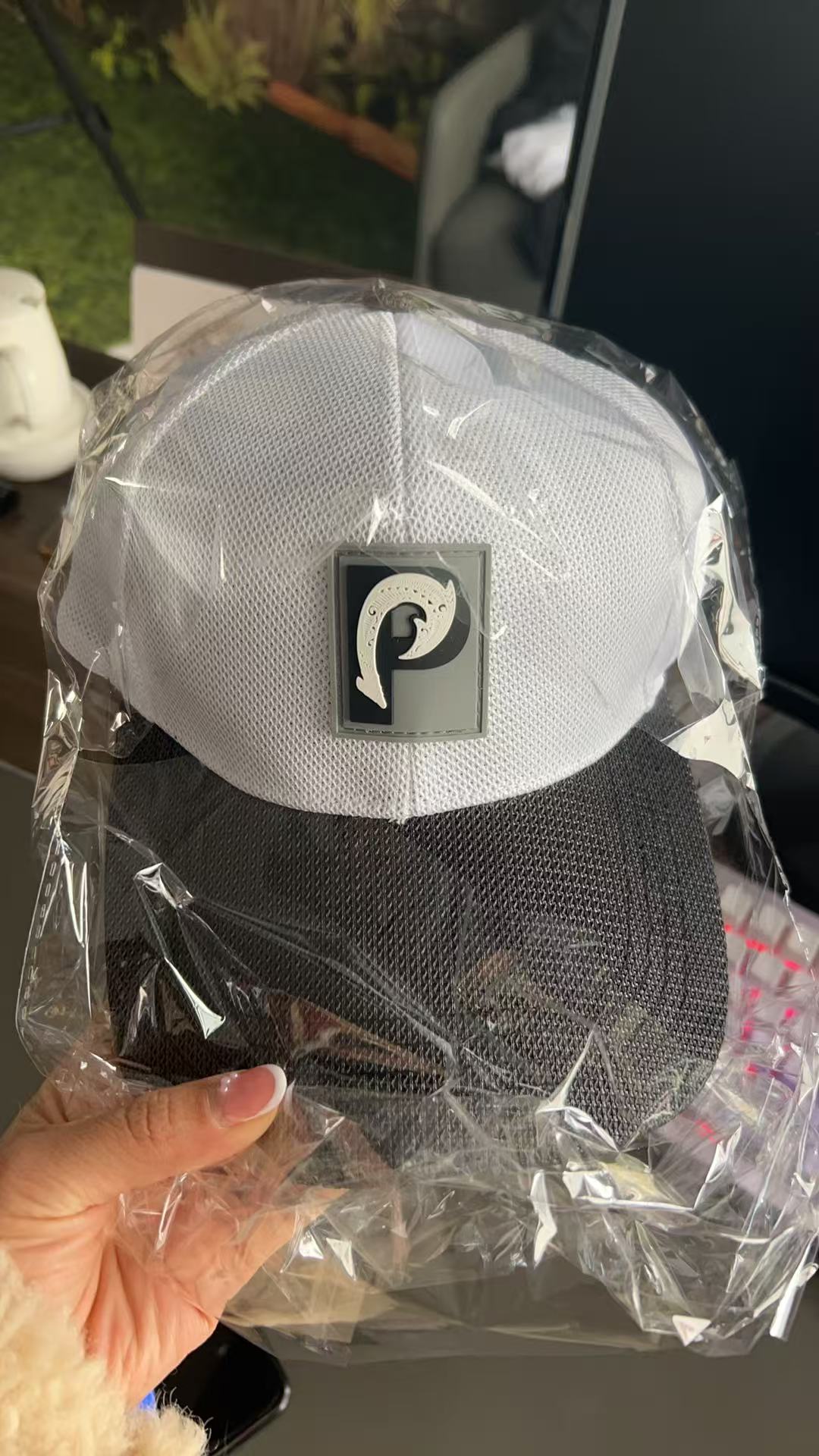 Palmarius Fishing Cap Mesh Velcro Closure Ponytail Friendly